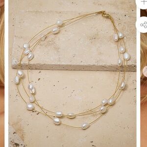 Untamed Petals Pacific Pearl Choker